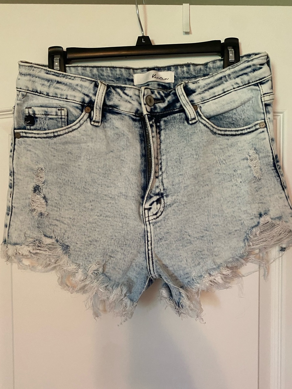 Kancan women’s jean shorts large